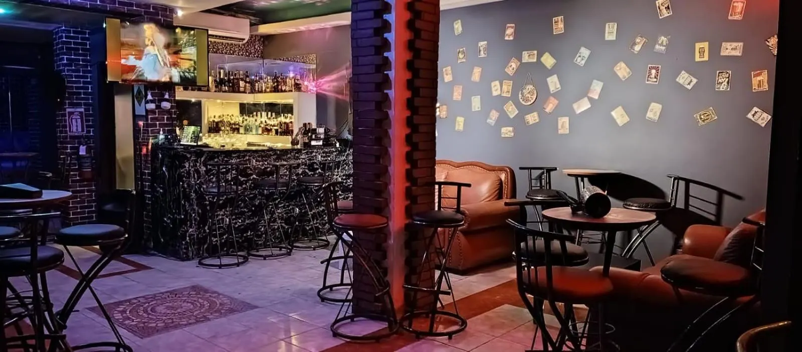 Auyama Bar Hotel Sans Souci 0*,